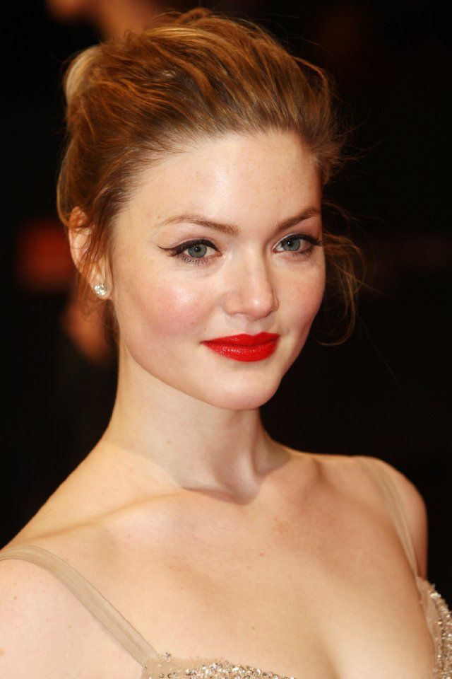 Holliday Grainger