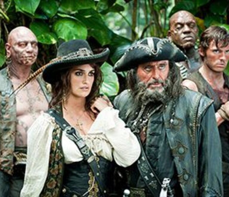 Pirates of the Caribbean The Curse of the Black Pearl7
